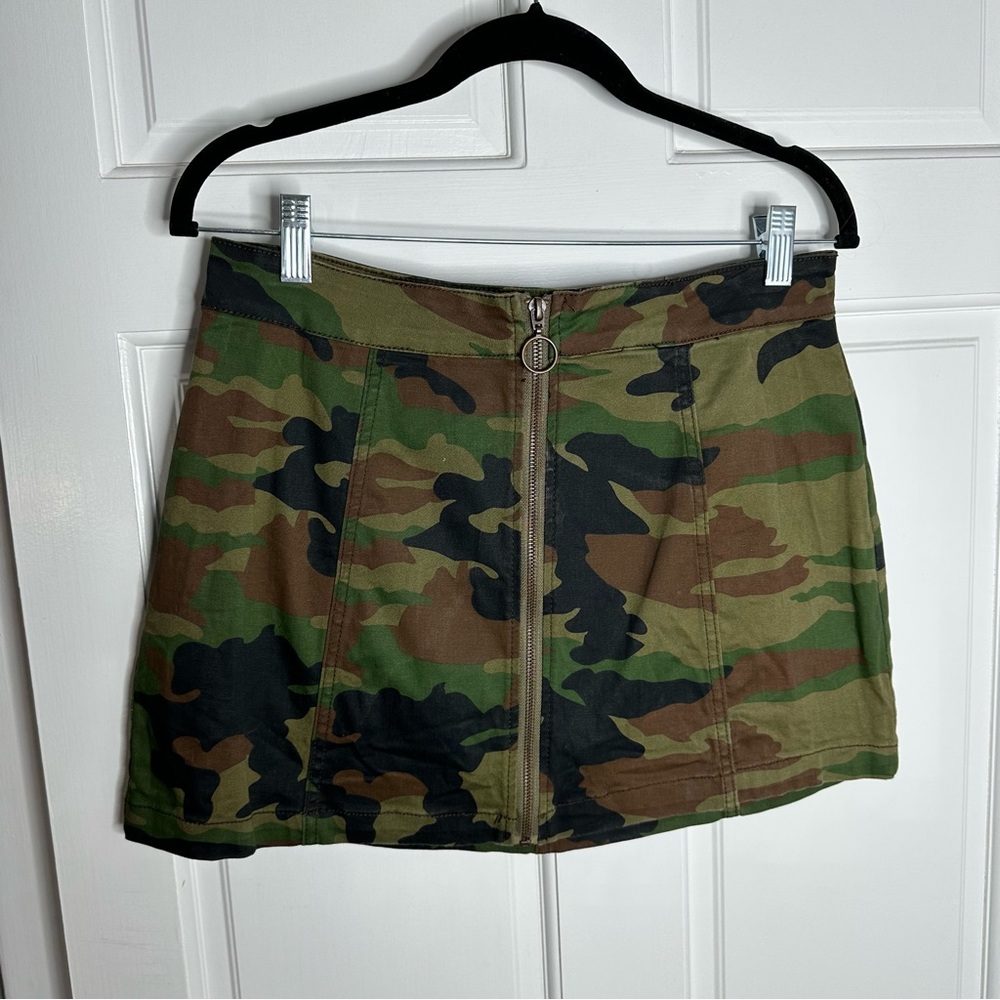Forever 21 Skirt- L